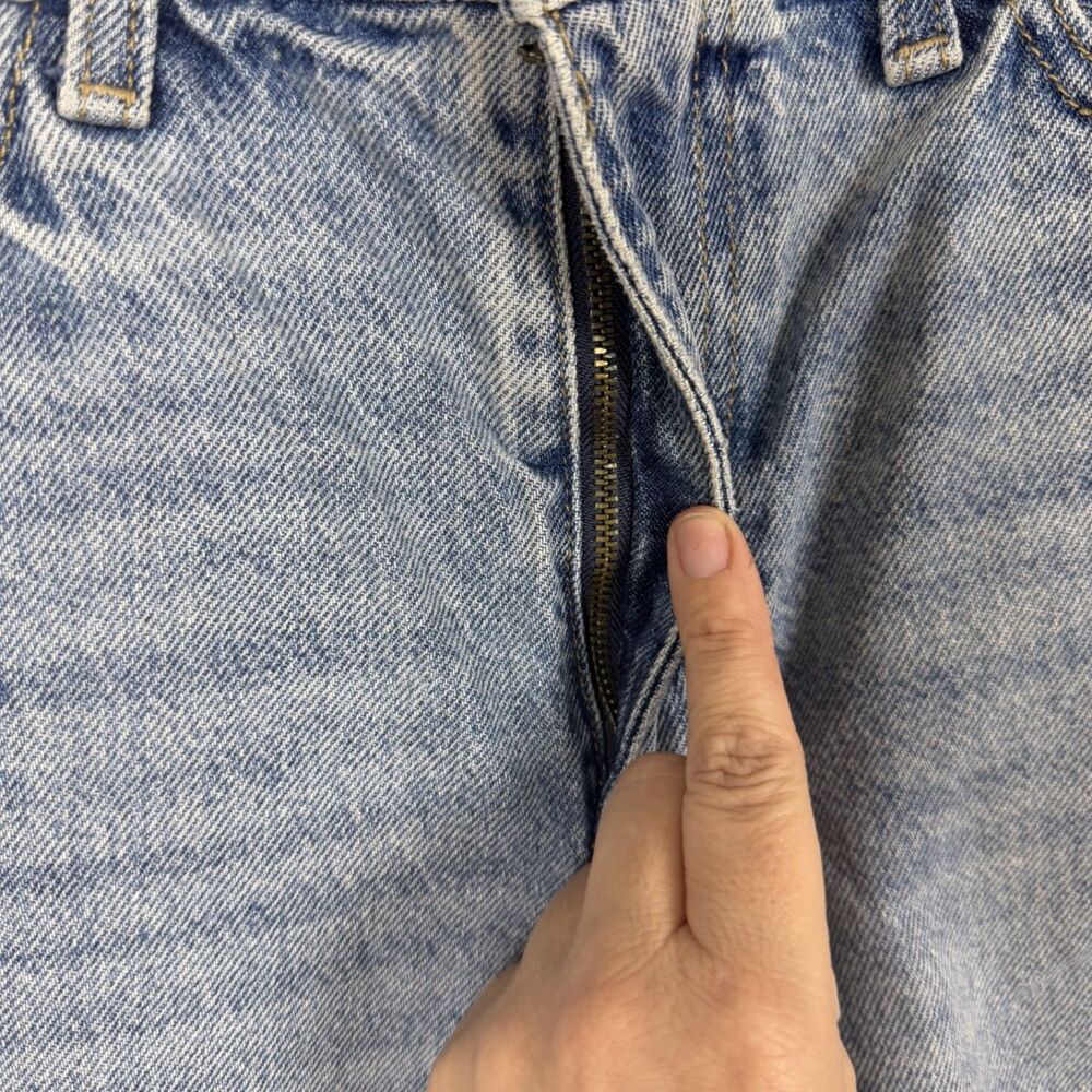 90s baggy de los 90 distressed light wash denim vintage inspired jeans 6 ripped - Picture 7 of 11